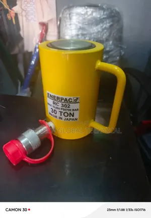 Enerpac Rc 302 Single- Acting Hydraulic Cylinder/Jack