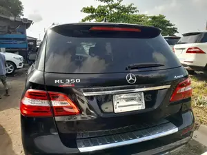 Mercedes-Benz M Class ML350 4MATIC 4dr SUV AWD (3.5L 6cyl 7A) 2015