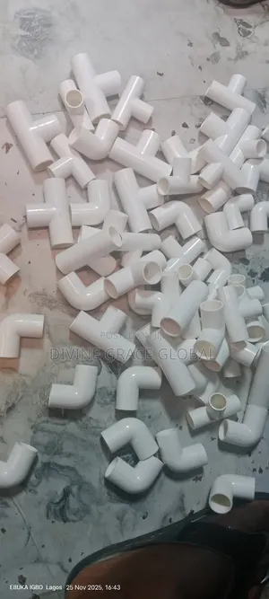Plane White Elbow and Tee