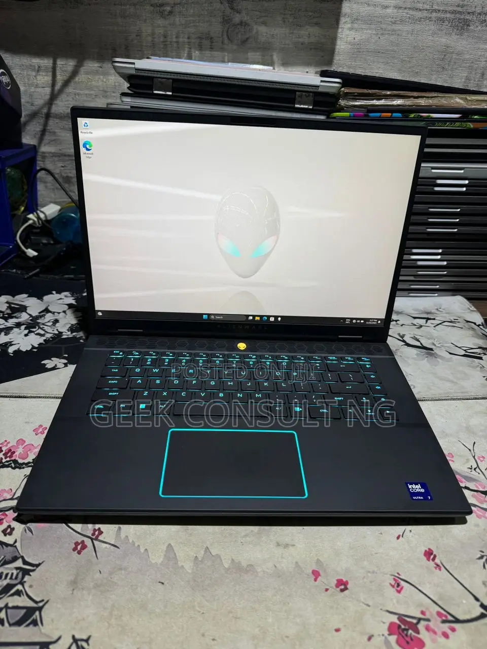 Laptop Dell Alienware M16 R2 16GB Intel Core Ultra 7 SSD 1T
