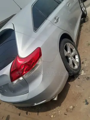 Toyota Venza V6 AWD 2011 Silver