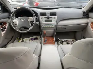 Toyota Camry XLE 4dr Sedan (2.4 4cyl 5A) 2008 Blue