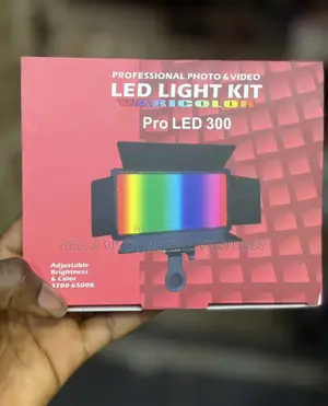 Led 300 RGB Videophto Making Light