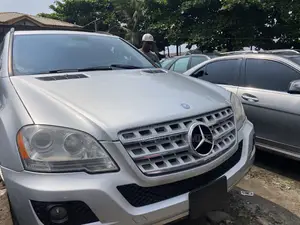 Mercedes-Benz M Class ML 350 4Matic 2011 Silver
