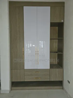 270cm by 140cm Wardrope With Matte and High Gloss Finish