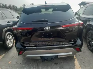 Toyota Highlander Platinum 2021 Black