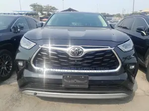 Toyota Highlander Platinum 2021 Black