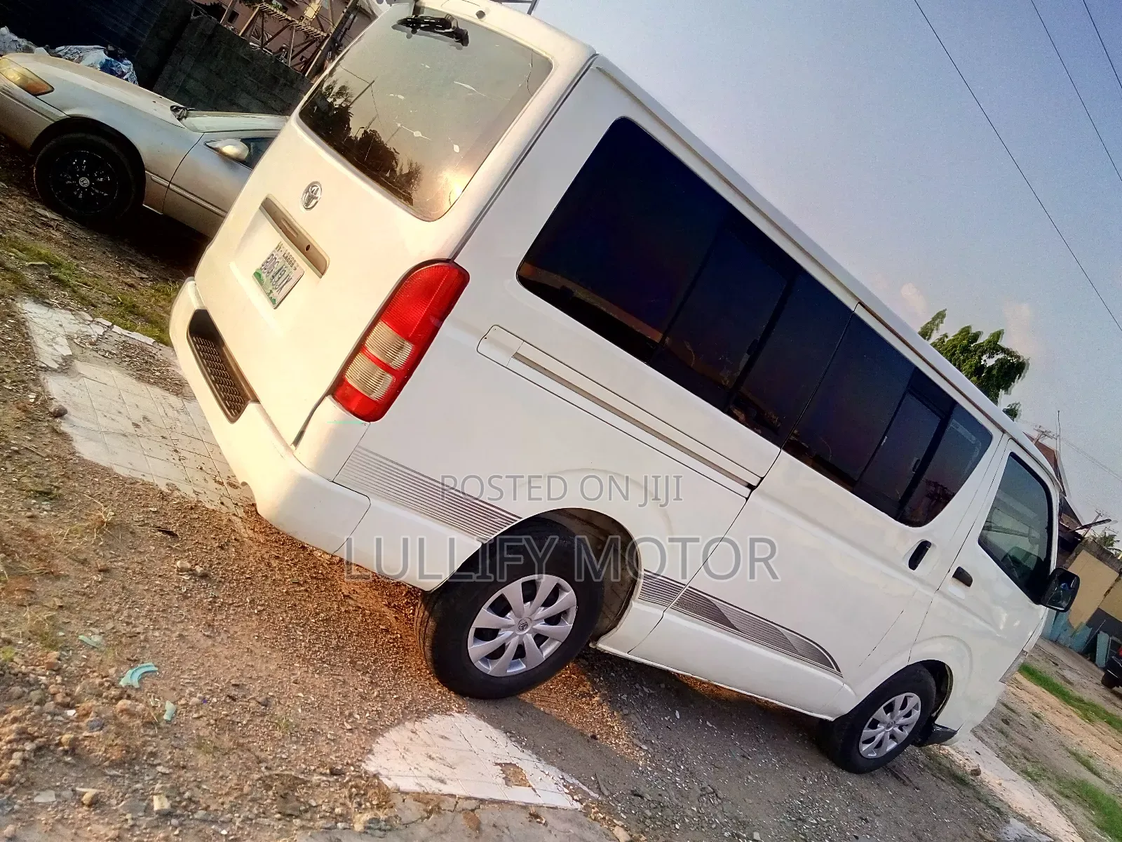 Toyota HiAce 2008 White