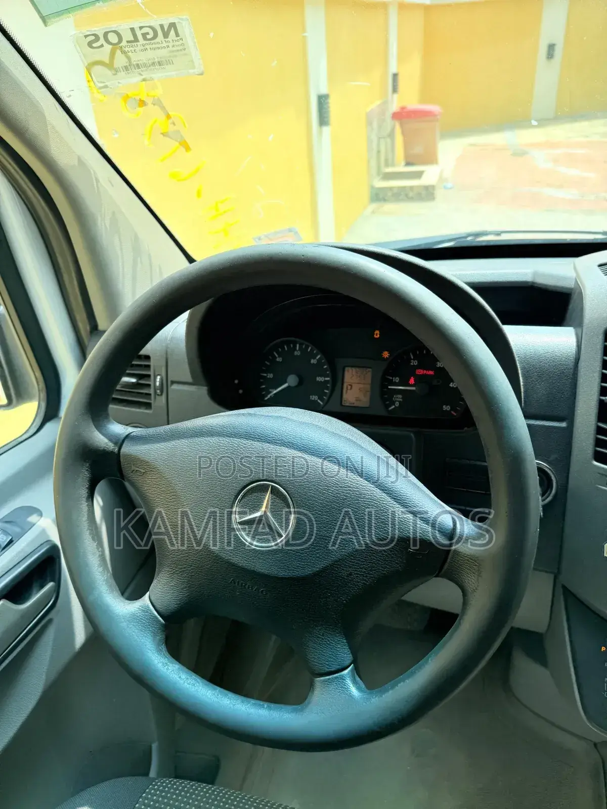 Mercedes-Benz Sprinter 2011 White