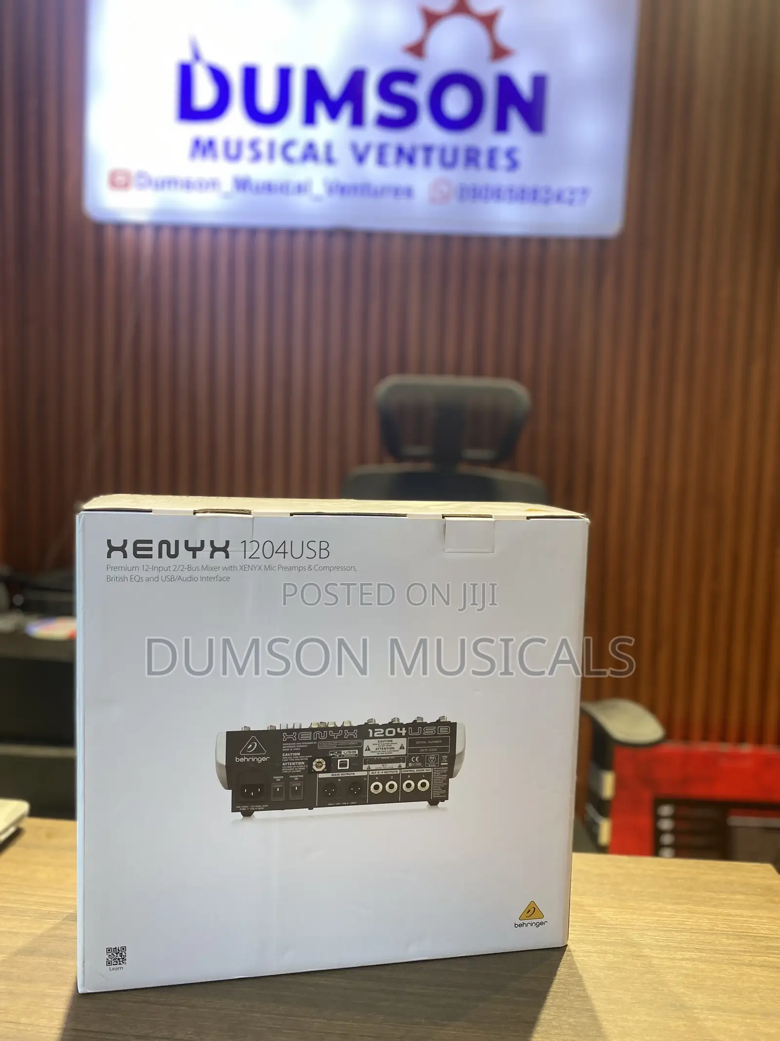 4 Channels Behringer Analog Mixer