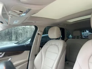 Mercedes-Benz GLC-Class 2017 White