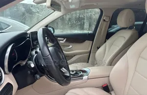 Mercedes-Benz GLC-Class 2017 White