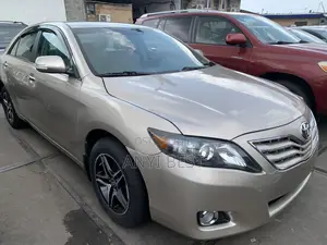 Toyota Camry 2010 Gold