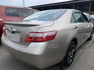 Toyota Camry 2010 Gold