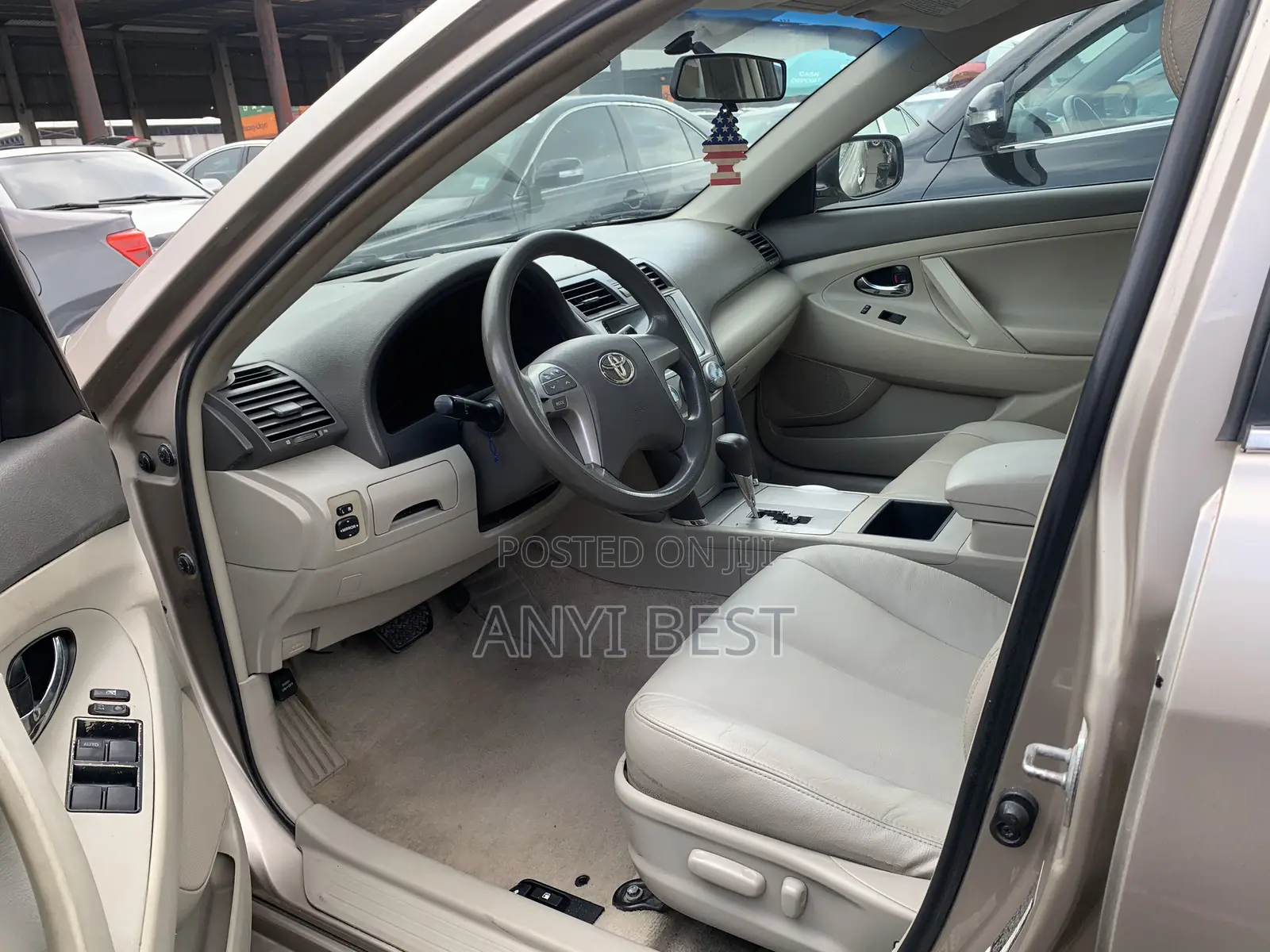 Toyota Camry 2010 Gold