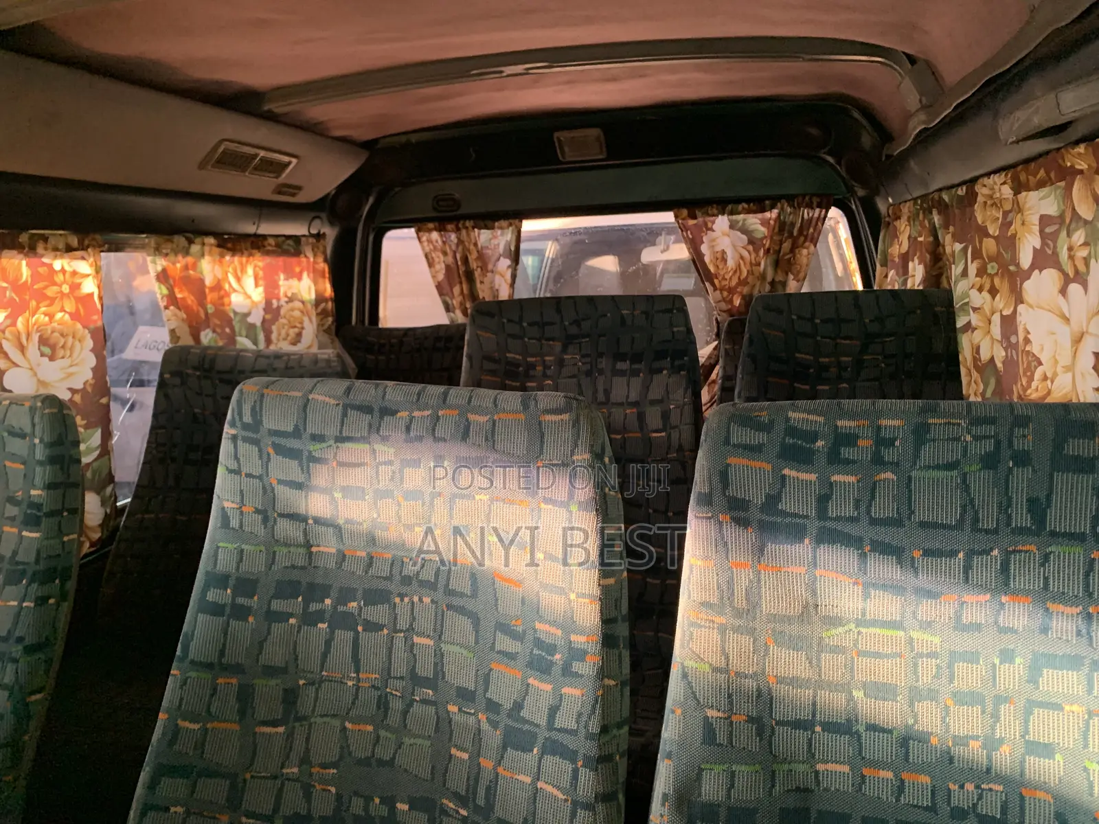 Mitsubishi L300 2005 Green