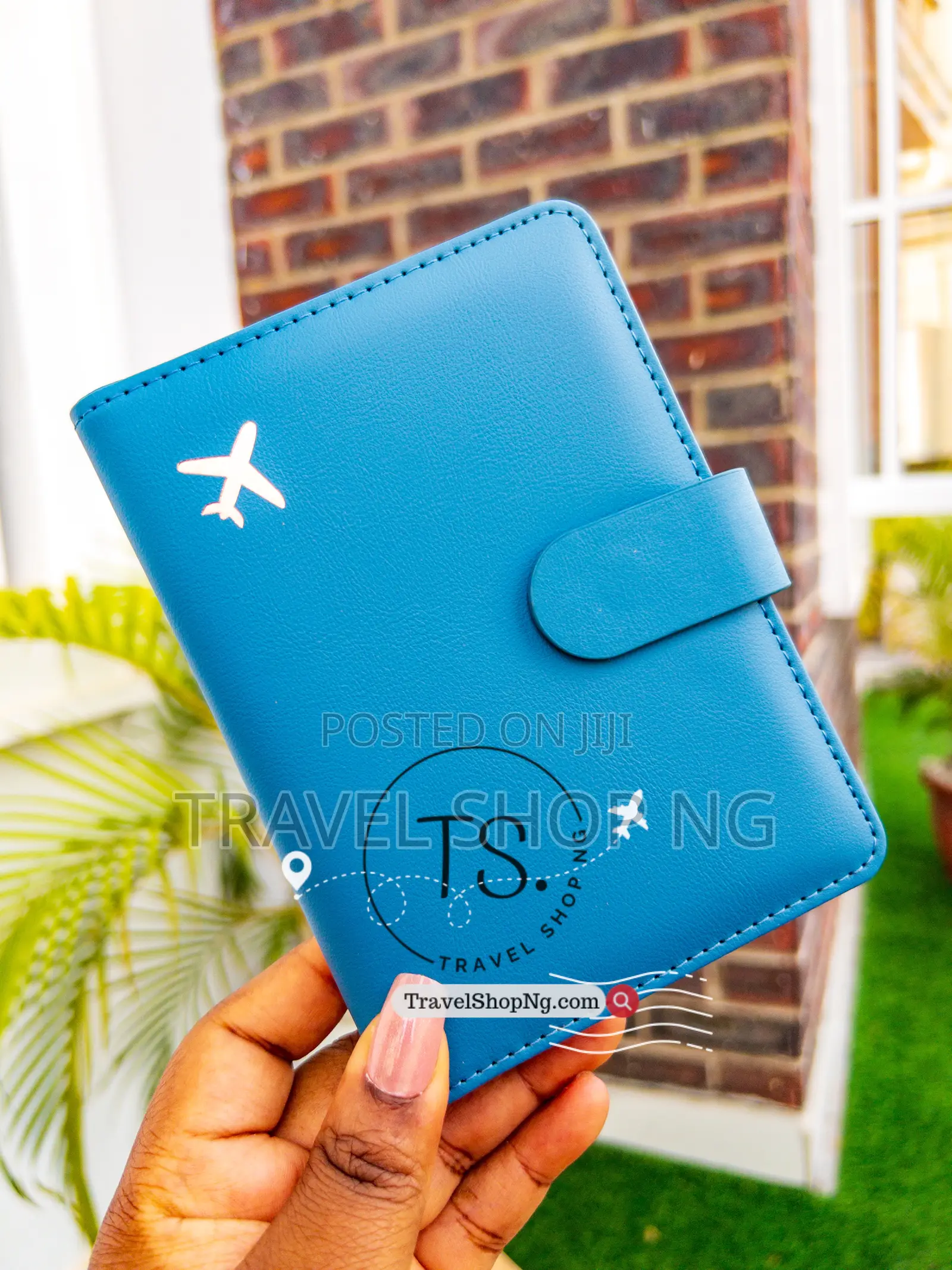 Leather Waterproof Rfid Blocking Passport Holder With 2 Compartments
