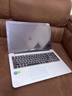 Laptop Asus K50IJ 8GB Intel Core I7 HDD 500GB