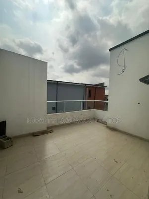 4bdrm Duplex in Gbagada Lagos, Millenuim/UPS for sale
