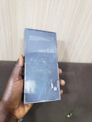 New Samsung Galaxy Z Flip4 128 GB Purple