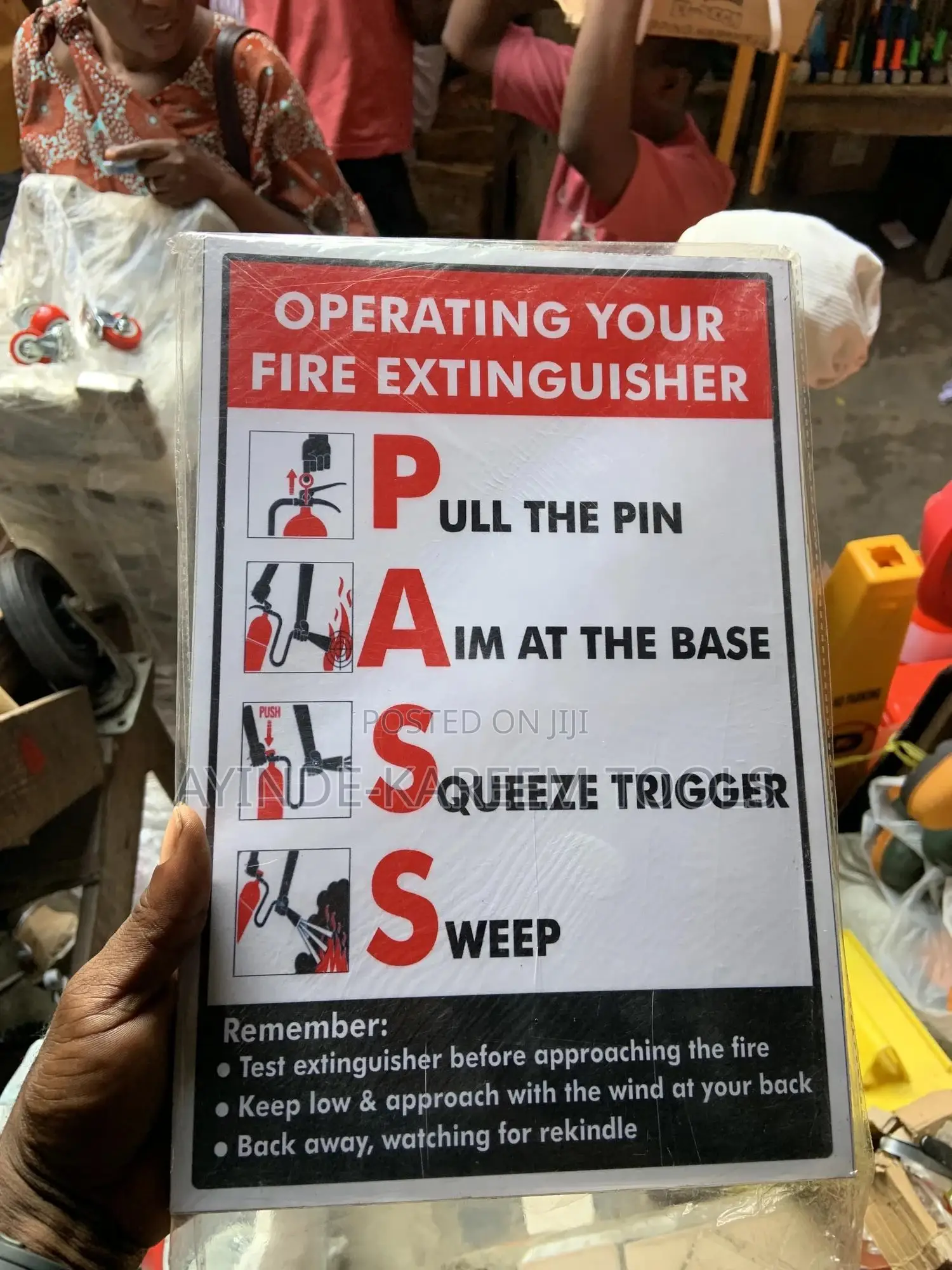 Operating Fire Extinguisher Signage