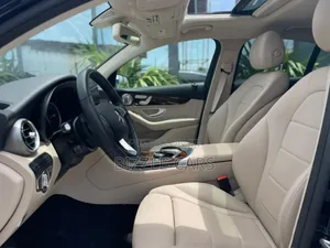 Mercedes-Benz GLC-Class 2017 Blue