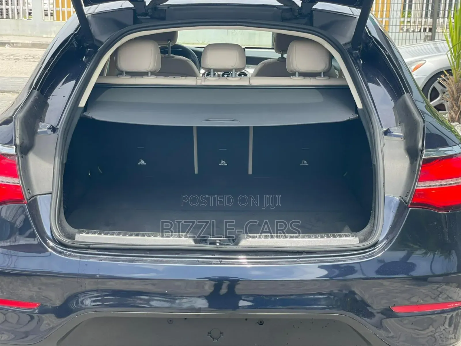 Mercedes-Benz GLC-Class 2017 Blue