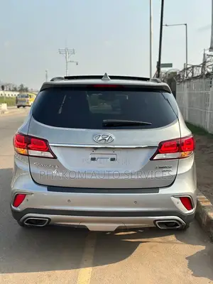 Hyundai Santa Fe Limited Ultimate AWD 2017 Silver