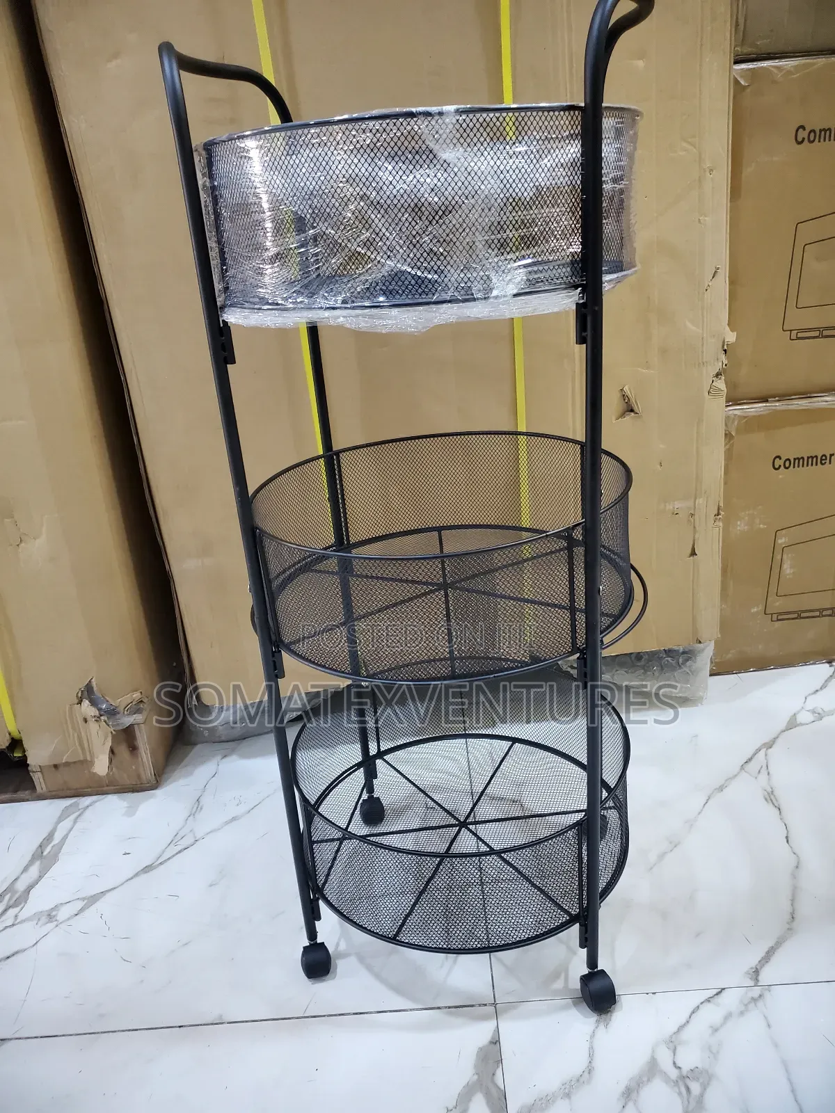 3 Layers Round Shelf
