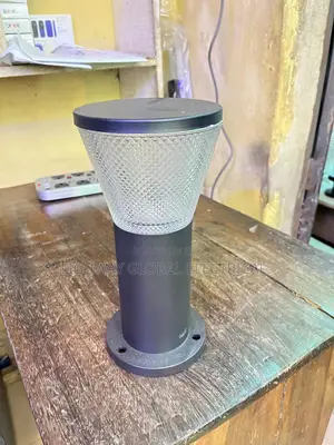 Cast/Glass Pillar Light