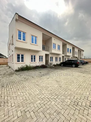 4bdrm Duplex in Ogudu for sale