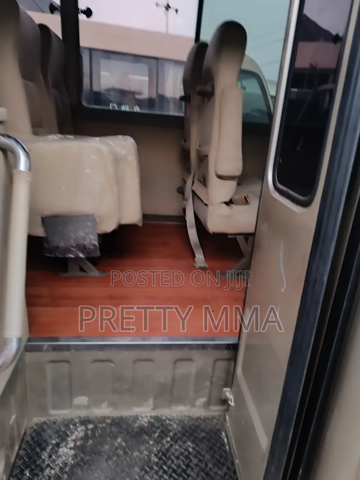Toyota Coaster 2015 Gold