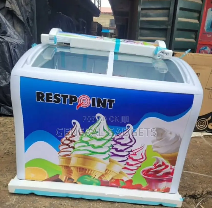 Ice Cream Display Freezer