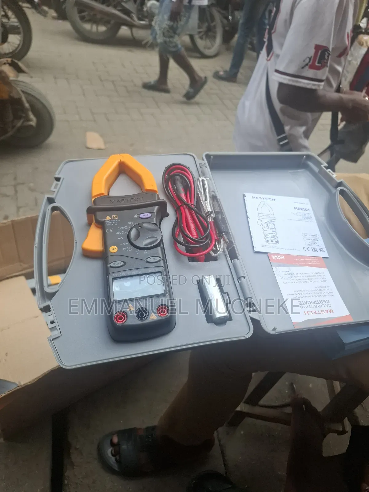 Mastech Ms2001 Series Digital Ac/Dc Clamp Meter