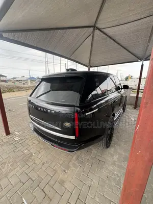 Land Rover Range Rover Vogue 2024 Black