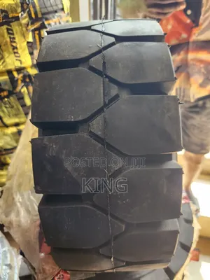 18*7*8 1 Forklifts Tyres Solid