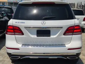 Mercedes-Benz GLE-Class 2018 White