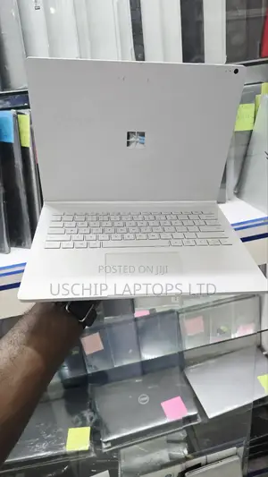 Laptop Microsoft Surface Book 2 8GB Intel Core i5 SSD 256GB