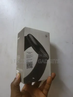 Google Fitbit Versa 4 Fitness Smartwatch.