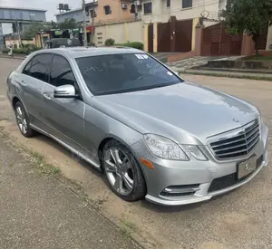 Mercedes-Benz E350 Base 4Matic Sedan AWD (3.5L 6cyl 7A) 2013 Silver
