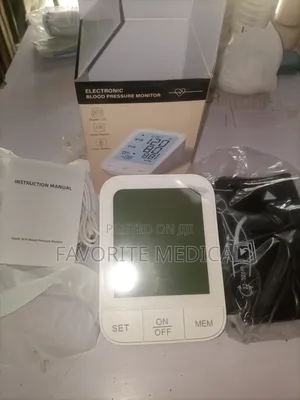 Rechargable Electronic Blood Pressure Machine (Model:S17)