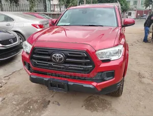 Toyota Tacoma SR5 2019 Red