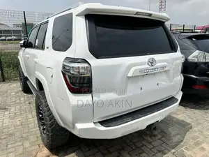 Toyota 4-Runner 2015 White