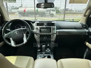 Toyota 4-Runner 2015 White