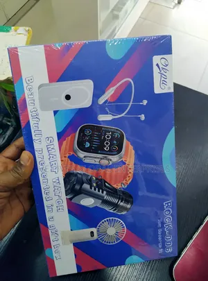 Ultra Smart Watch With Accessories