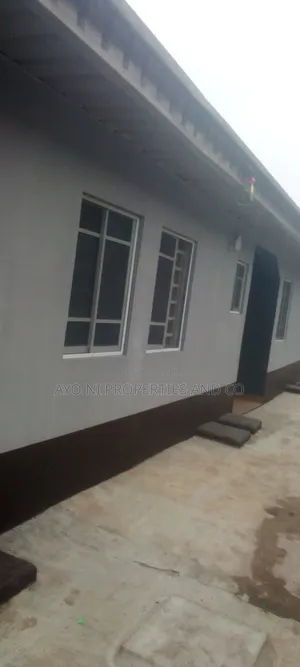 3bdrm Bungalow in Ikosi Ketu Lagos for sale