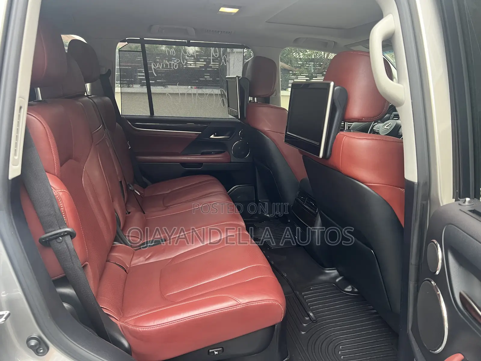 Lexus LX 570 AWD 2017 Silver