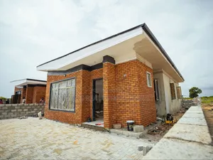 Furnished 3bdrm Bungalow in Emmiers Estate, Ayetoro for sale