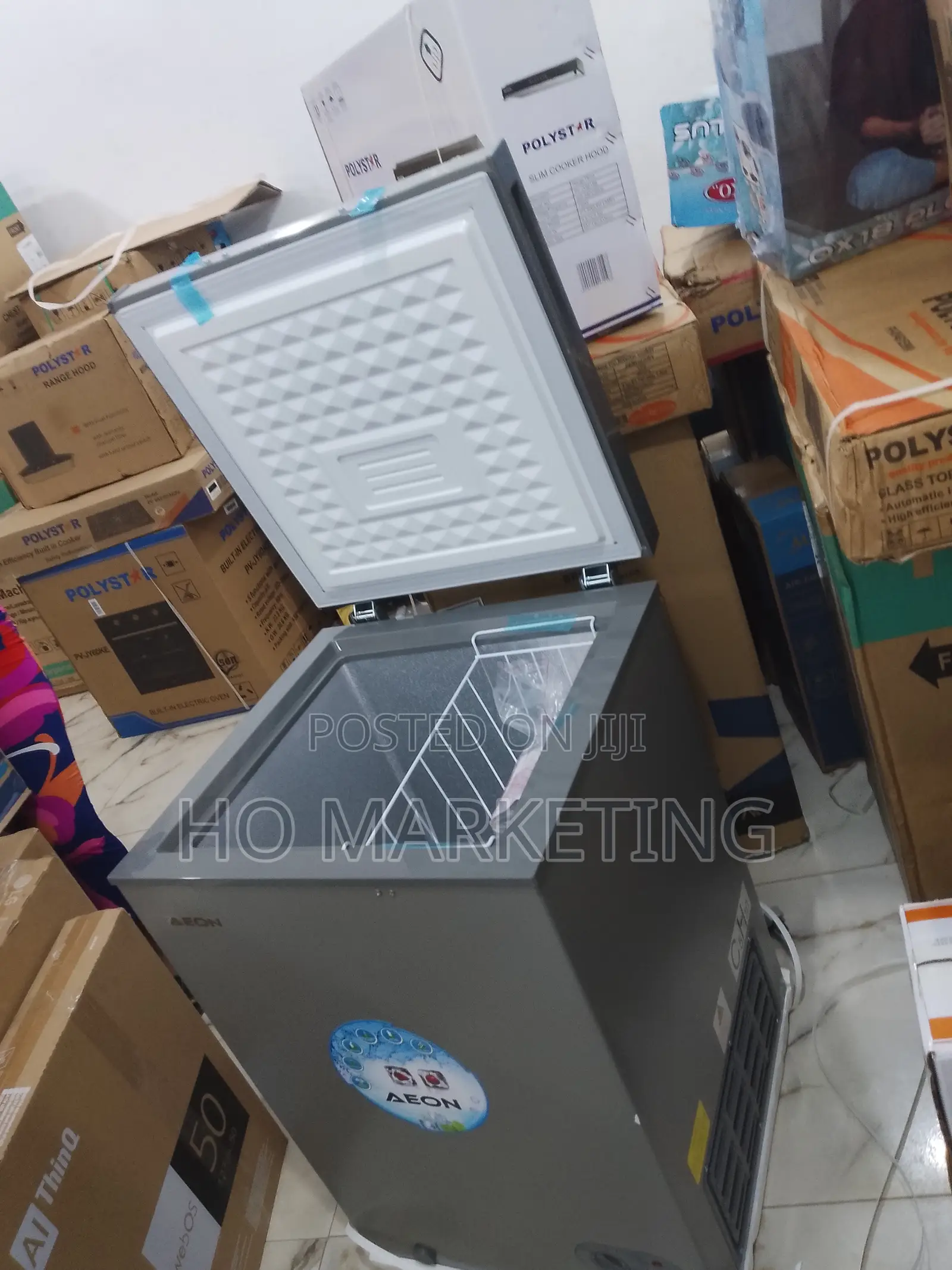 Compact Yet Spacious – Aeon 100l Chest Freezer