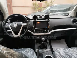 New Dongfeng Rich 6 2025 White